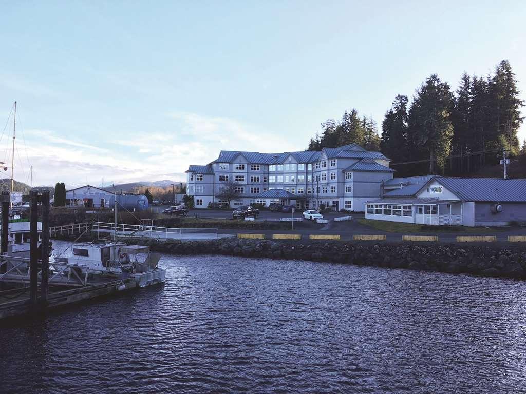 Quarterdeck Inn Port Hardy Dış mekan fotoğraf