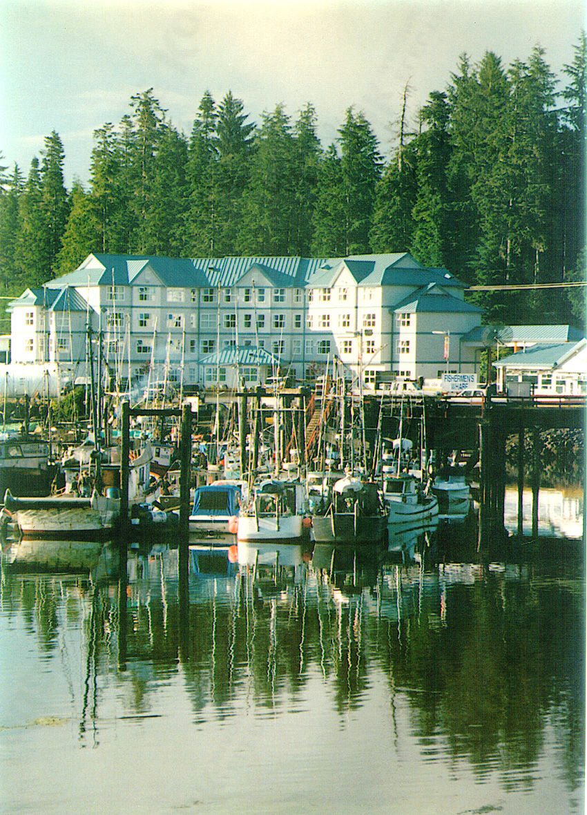 Quarterdeck Inn Port Hardy Dış mekan fotoğraf